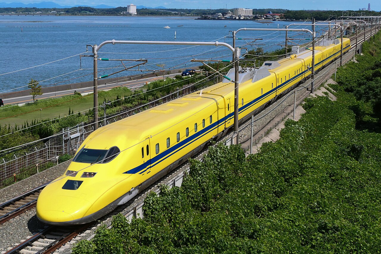 923形ドクターイエロー(T5編成)